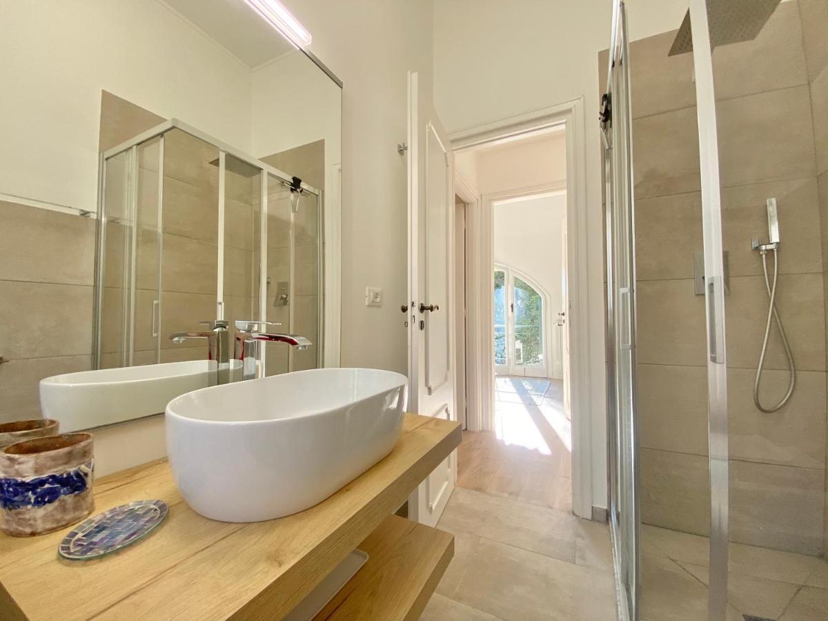דירות ג'נובה Casaviva-Stylish Trilo With Ac-Shared Pool-Parking מראה חיצוני תמונה